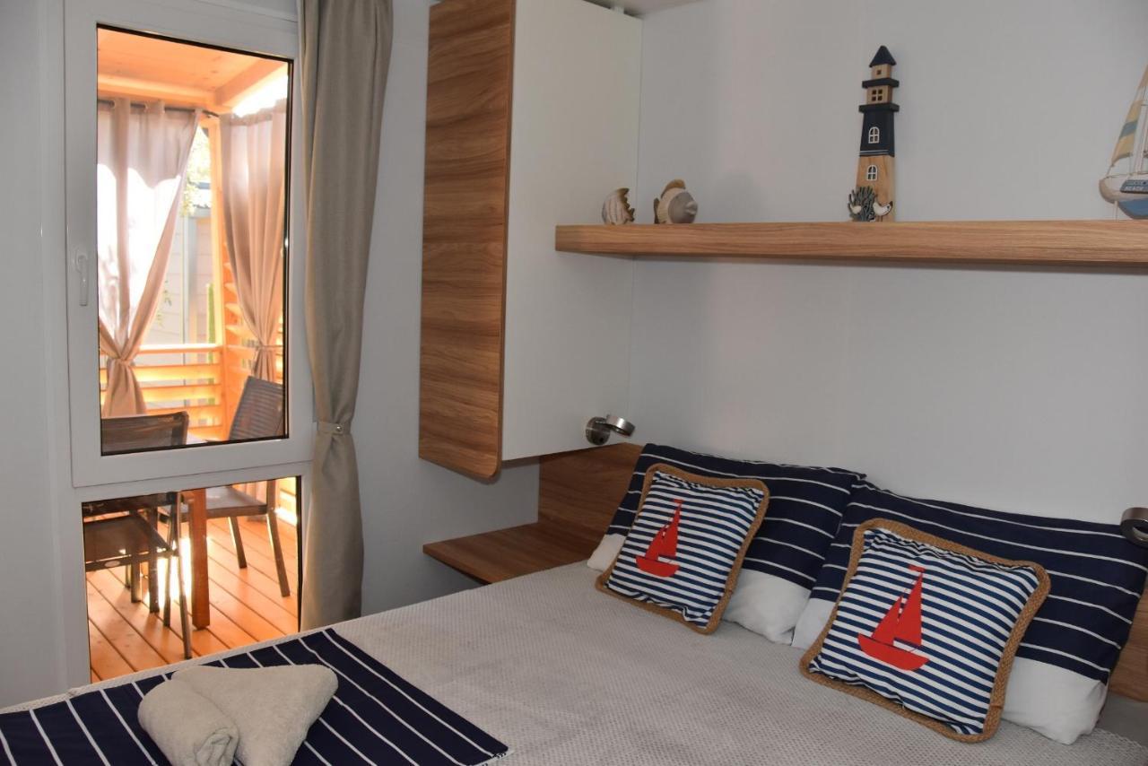 Mobile Home Biograd Na Moru Gapi House Eksteriør billede
